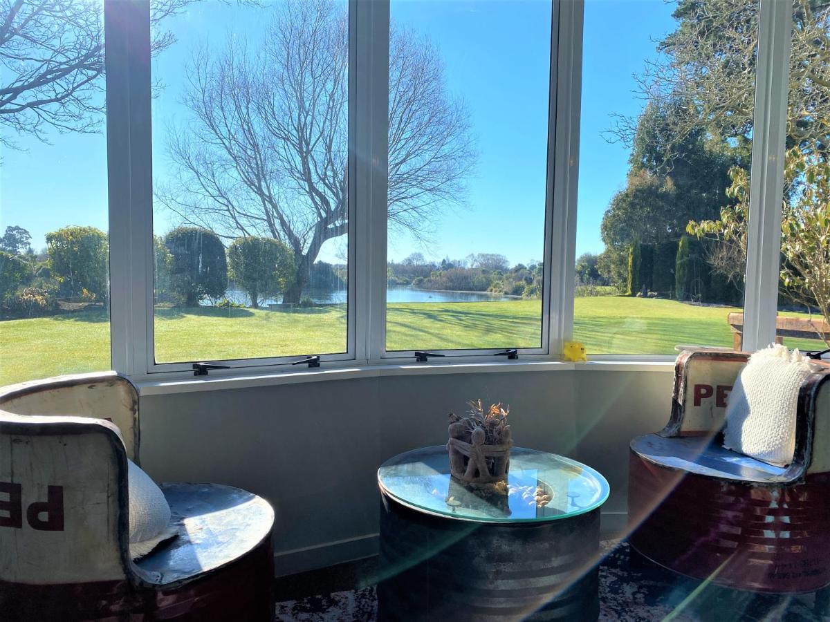 Calm Swan Villa Christchurch Exterior photo